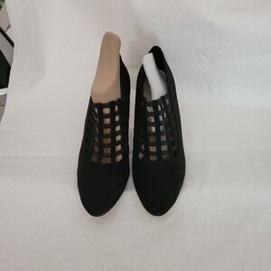 Impo "Talyn" bootie Size 9.5 M New